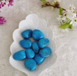 Blue Howlite Tumbled Stone - Image 5