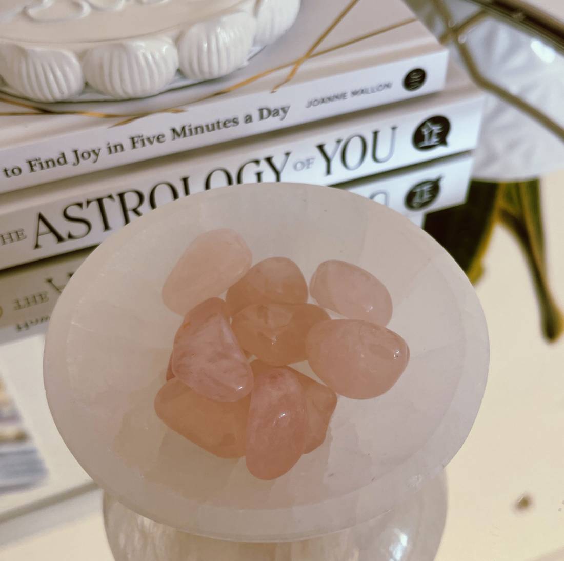 New Project (25) Rose Quartz Tumbled Stone - Image 1