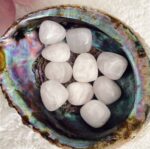 Mangano Calcite Tumbled Stone