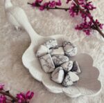 White Howlite Tumbled Stone - Image 3